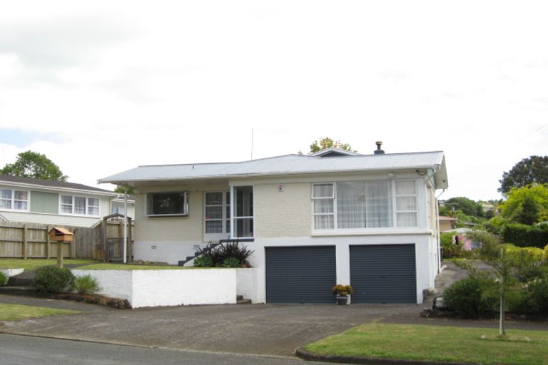 Photo of property in 8 Tuakau Road, Pukekohe, 2120
