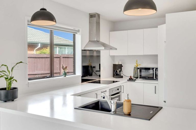 Photo of property in 36 Kirsten Place, Parklands, Christchurch, 8083