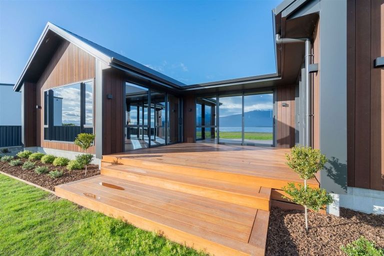 Photo of property in 70 South Arm Drive, Te Anau, 9600