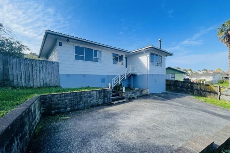 Photo of property in 90 Oriel Avenue, Tawa, Wellington, 5028