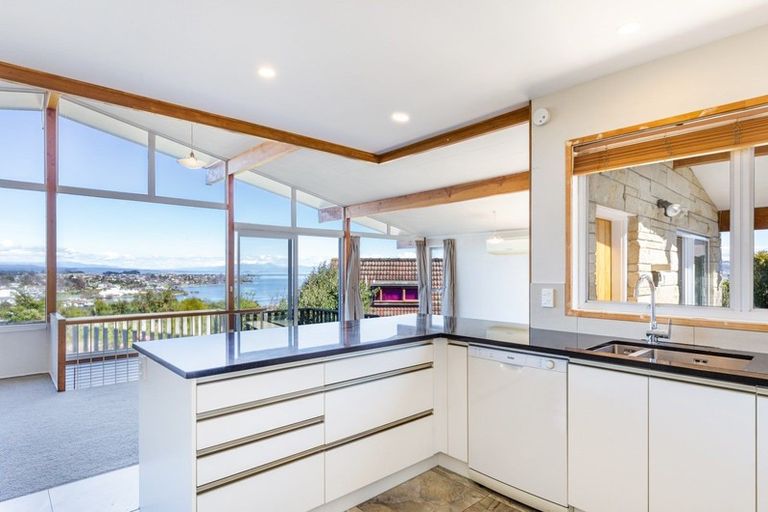 Photo of property in 6 Mccauley Grove, Hilltop, Taupo, 3330