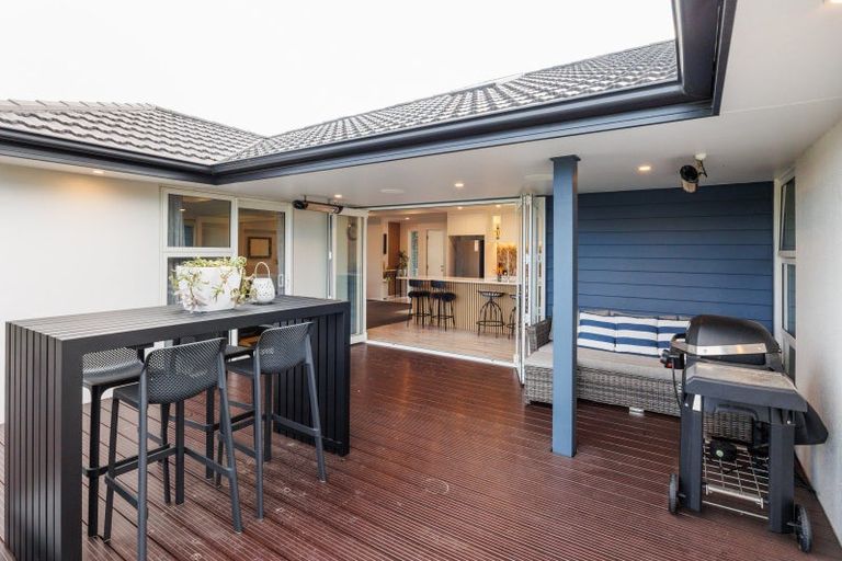 Photo of property in 61 Hartwell Drive, Kelvin Grove, Palmerston North, 4470