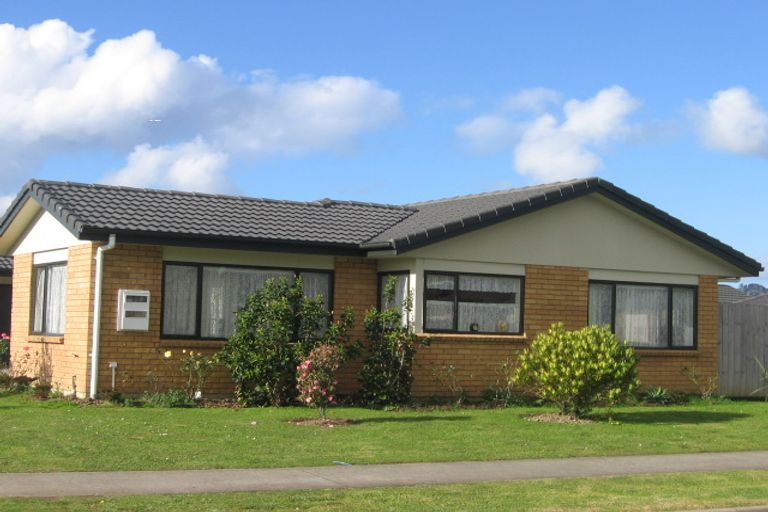 Photo of property in 37 Redcastle Drive, East Tamaki, Auckland, 2013