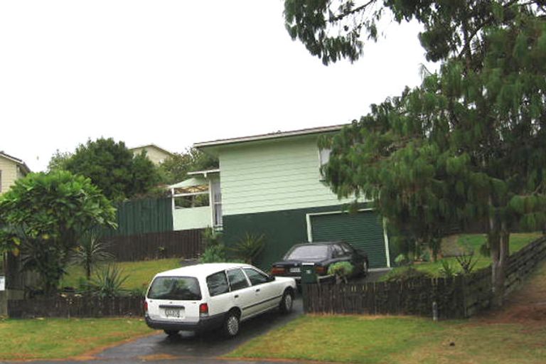Photo of property in 61 Lavery Place, Sunnynook, Auckland, 0632