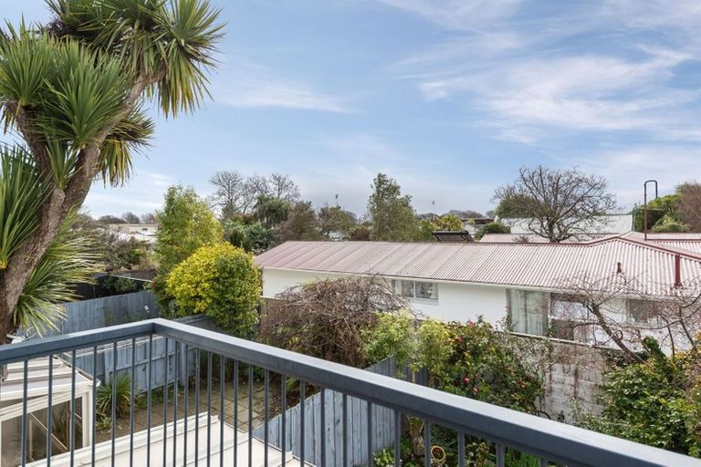 Photo of property in Cornwall Gardens, 10/27 Cornwall Street, St Albans, Christchurch, 8014