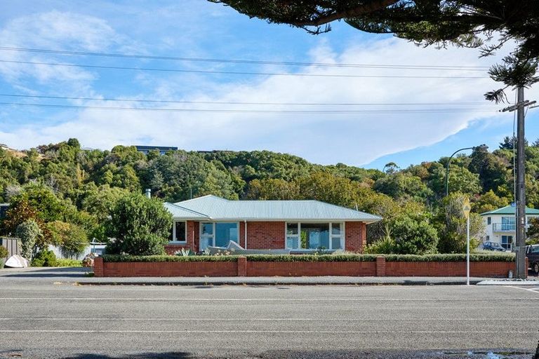Photo of property in 1 Brighton Street, Kaikoura, 7300