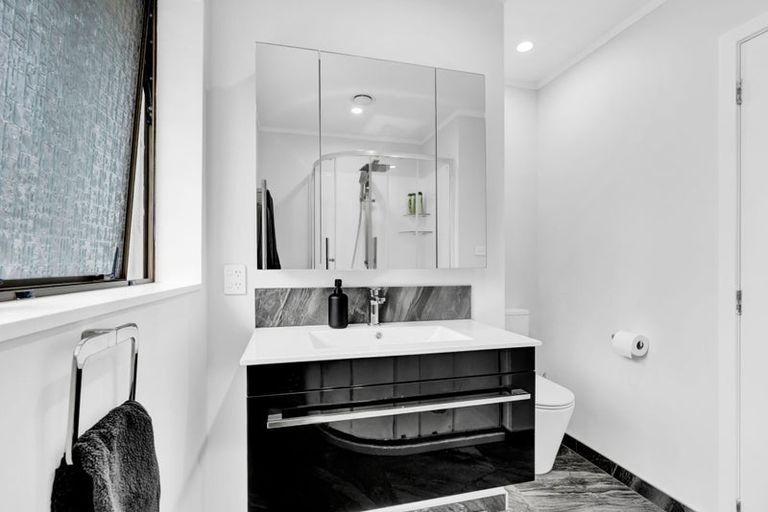 Photo of property in 8 Glamis Avenue, Bell Block, New Plymouth, 4312