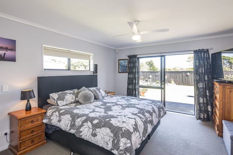 Photo of property in 7 Fytfield Place, Paraparaumu, 5032