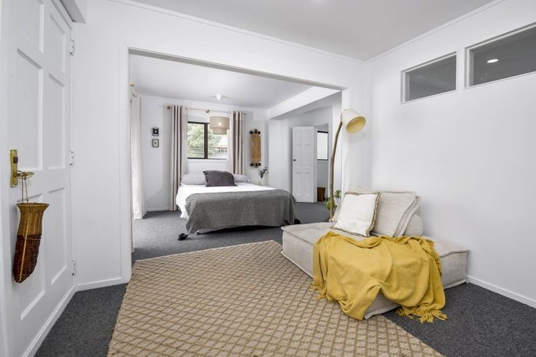 Photo of property in 103 Brian Crescent, Stanmore Bay, Whangaparaoa, 0932