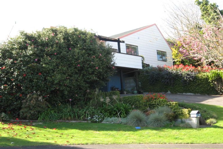 Photo of property in 74 Victory Street, Welcome Bay, Tauranga, 3112