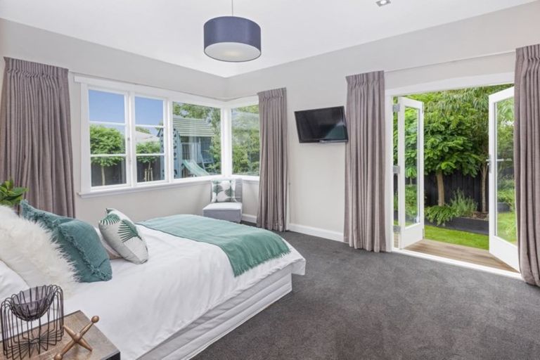 Photo of property in 128 Rutland Street, St Albans, Christchurch, 8052