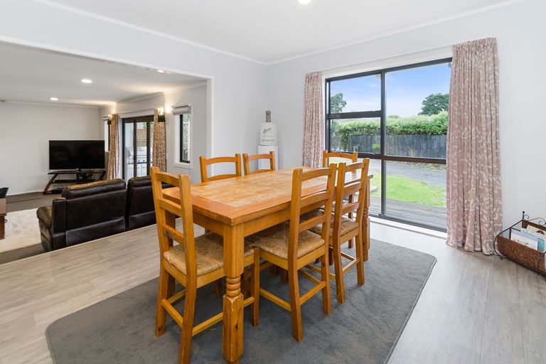 Photo of property in 74 Harrisville Road, Tuakau, 2121