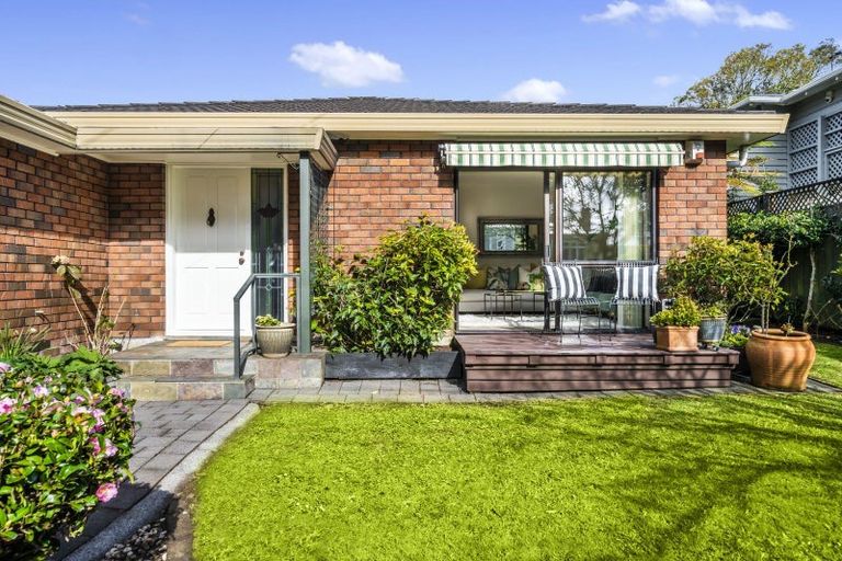 Photo of property in 1a Kowhatu Road, One Tree Hill, Auckland, 1061