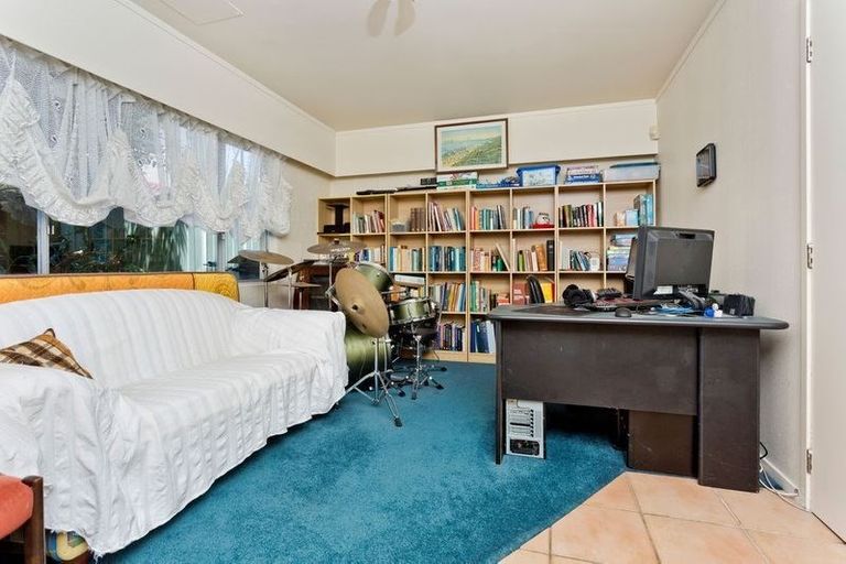 Photo of property in 50 Sartors Avenue, Browns Bay, Auckland, 0630