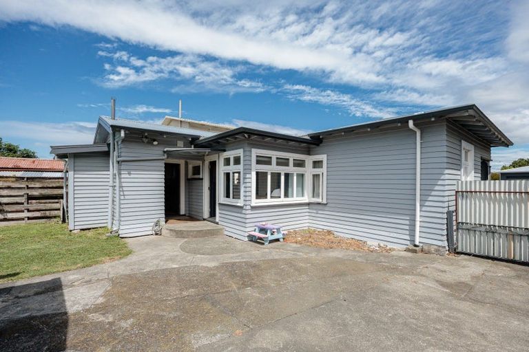 Photo of property in 3 Andrew Street, Marewa, Napier, 4110