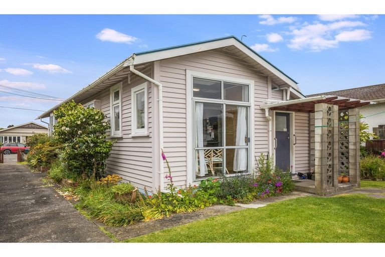 Photo of property in 21 Cudby Street, Woburn, Lower Hutt, 5011