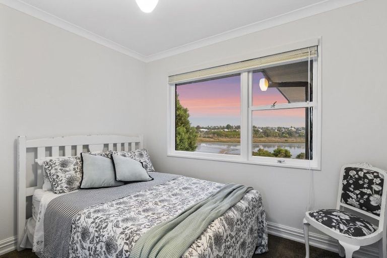 Photo of property in 28 Sunny Bay Road, Matua, Tauranga, 3110