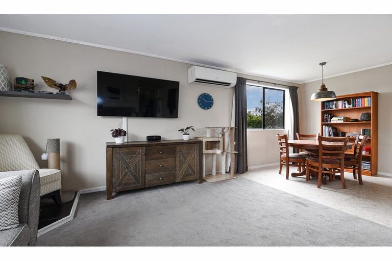 Photo of property in 12b Ross Road, Western Heights, Rotorua, 3015