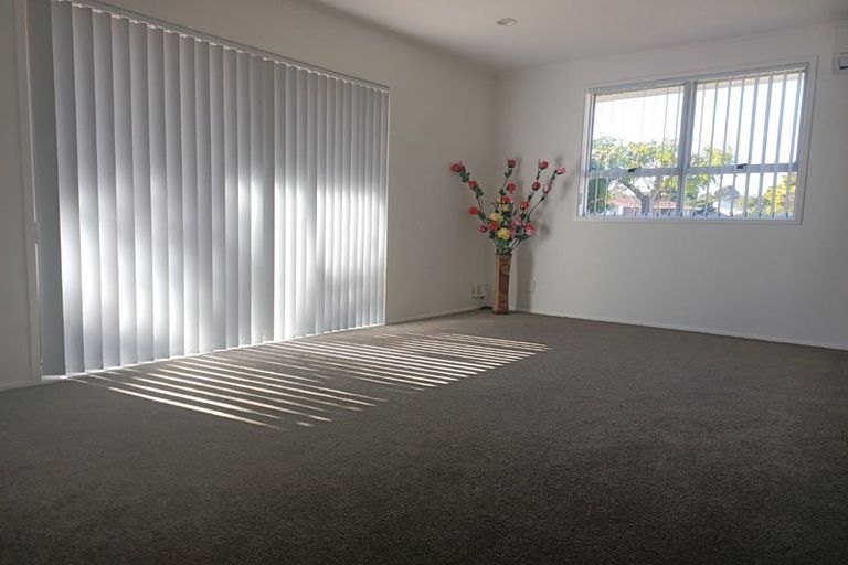 Photo of property in 14 Damson Place, Bucklands Beach, Auckland, 2012