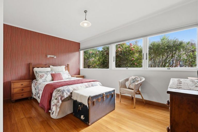 Photo of property in 37 Derwent Street, Helensburgh, Dunedin, 9010