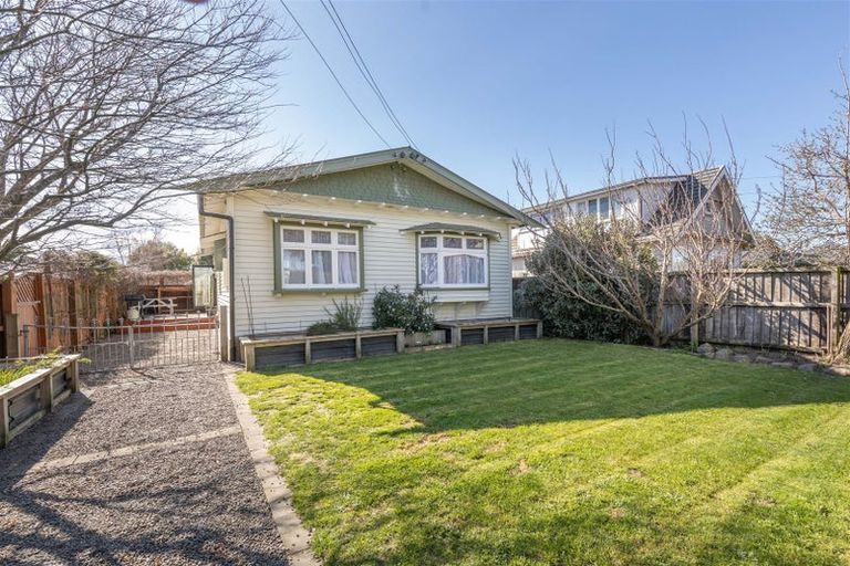 Photo of property in 1/96 Condell Avenue, Papanui, Christchurch, 8053