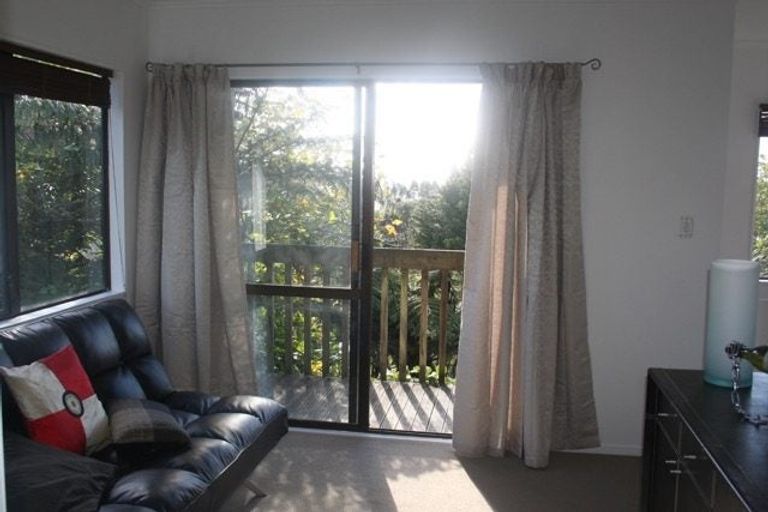 Photo of property in 441 Titirangi Road, Titirangi, Auckland, 0604