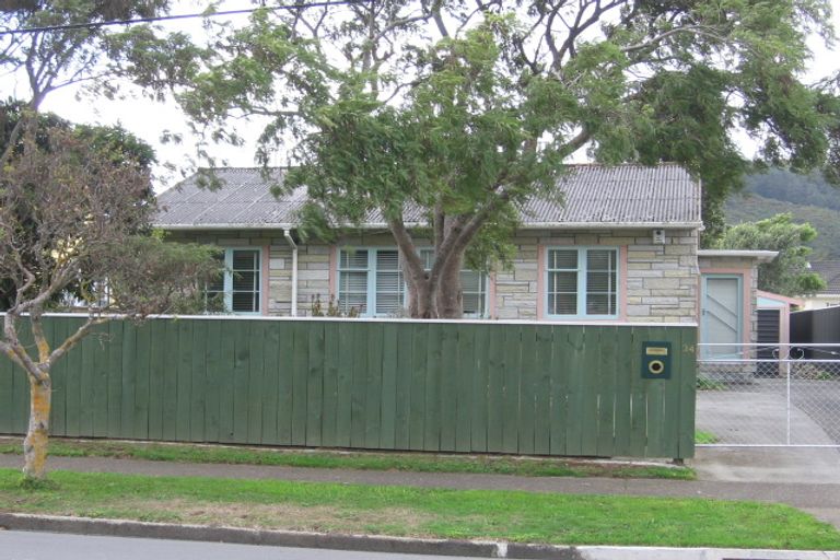 Photo of property in 34 Compton Crescent, Taita, Lower Hutt, 5011