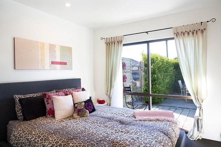 Photo of property in 3 Lonsdale Street, New Brighton, Christchurch, 8083