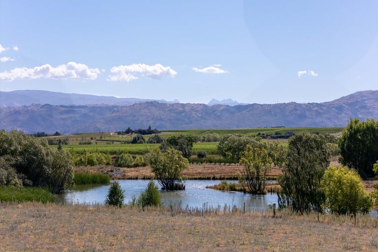 Photo of property in 21 Thyme Fields Road, Springvale, 9393