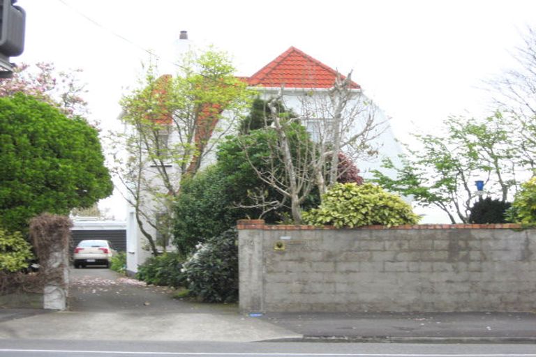 Photo of property in 116 Carrington Street, Lower Vogeltown, New Plymouth, 4310
