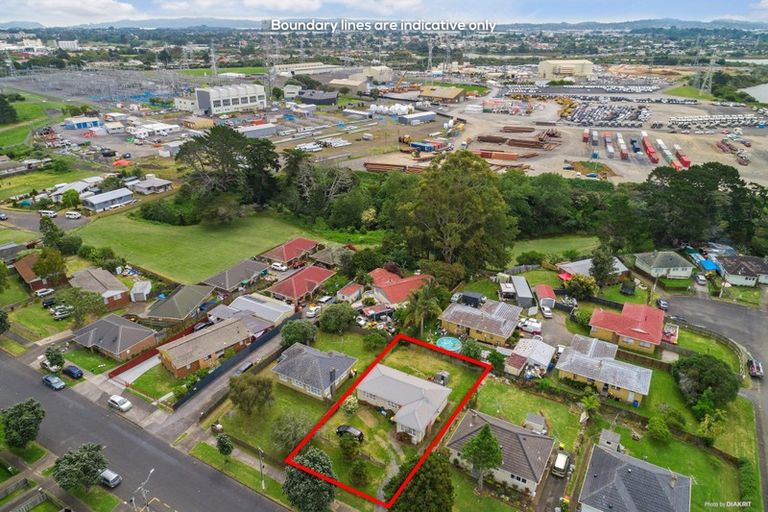 Photo of property in 62 Gilbert Road, Otara, Auckland, 2023
