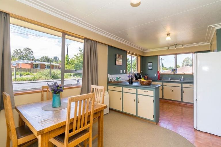 Photo of property in 7 Unsworth Street, Green Island, Dunedin, 9018