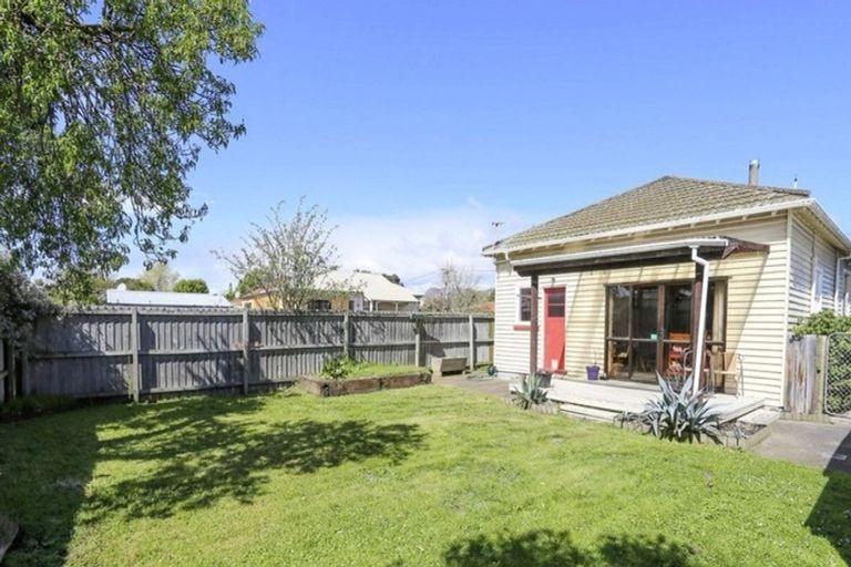 Photo of property in 5 Newcastle Street, Phillipstown, Christchurch, 8011