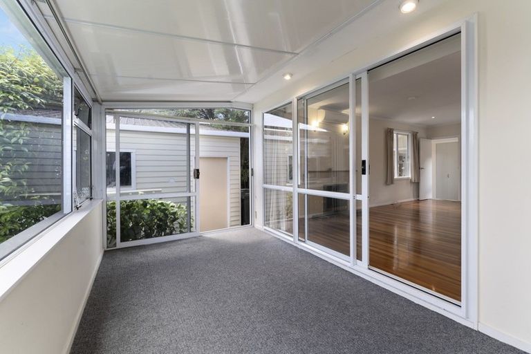 Photo of property in 57 Dale Road, Raumati South, Paraparaumu, 5032