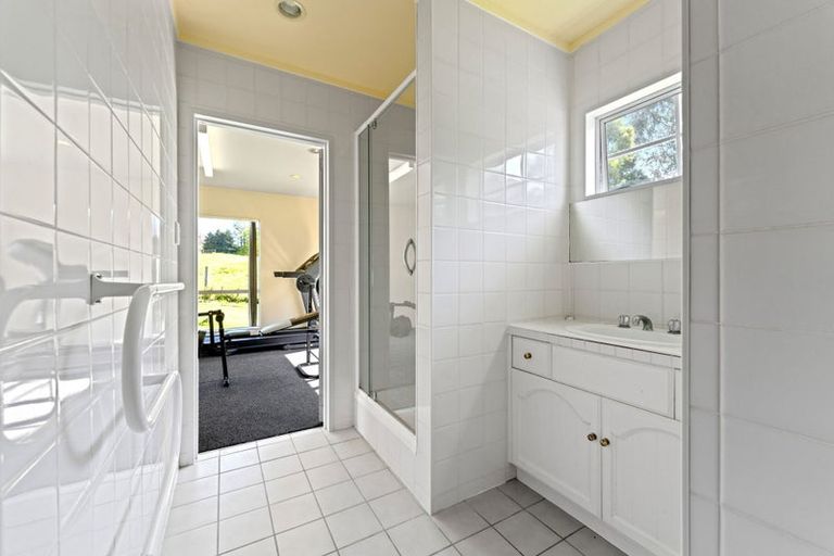 Photo of property in 170c Mapara Road, Acacia Bay, Taupo, 3385