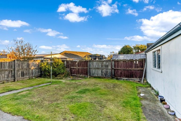 Photo of property in 1/52 Oakhampton Street, Hornby, Christchurch, 8042