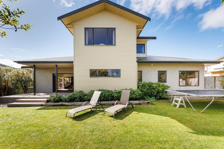 Photo of property in 15 Silkwood Place, Fitzherbert, Palmerston North, 4410