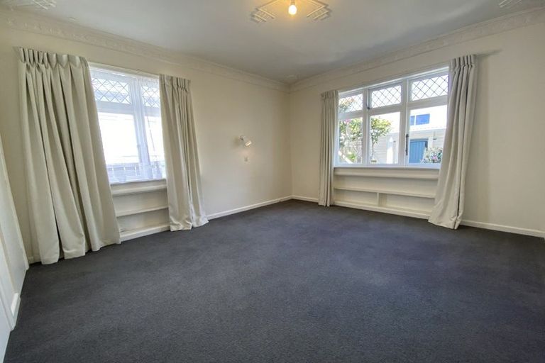 Photo of property in 49 Ganges Road, Khandallah, Wellington, 6035