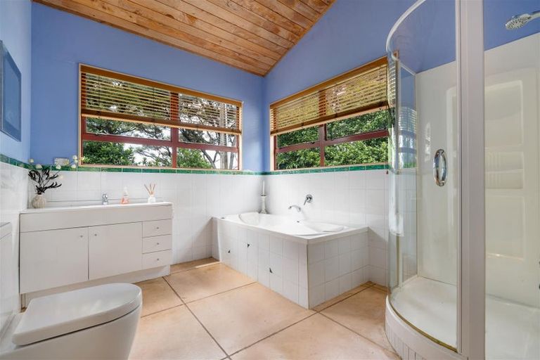 Photo of property in 187 Valley Road, Waimauku, 0881