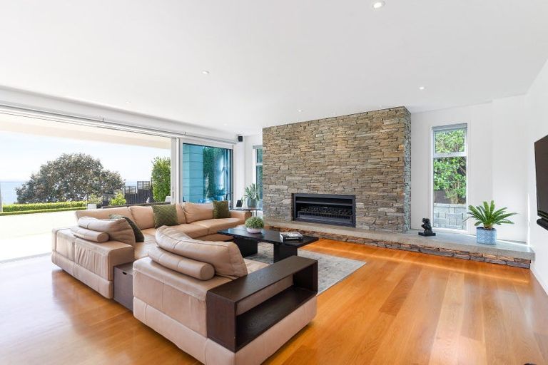 Photo of property in 40 Oceania Place, Mellons Bay, Auckland, 2014