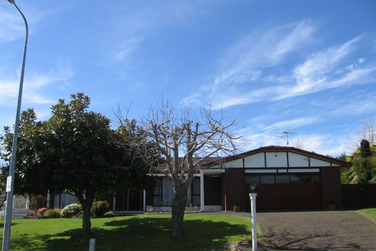 Photo of property in 2 Maxine Place, Matua, Tauranga, 3110