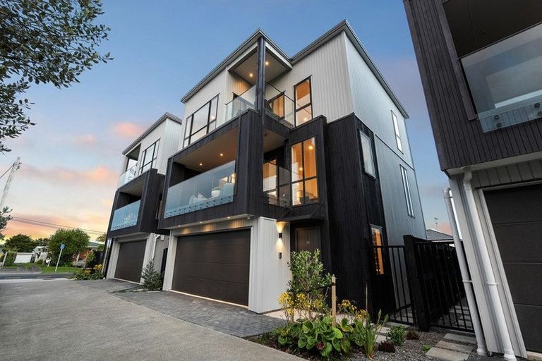 Photo of property in 13b Dominion Street, Takapuna, Auckland, 0622
