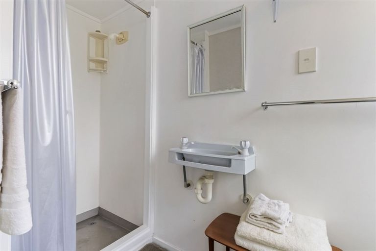 Photo of property in 5 Courtney Close, Pauanui, Hikuai, 3579