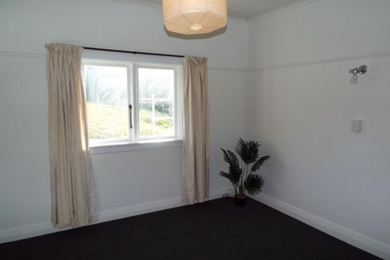 Photo of property in 43 Bath Street, Brighton, Dunedin, 9035