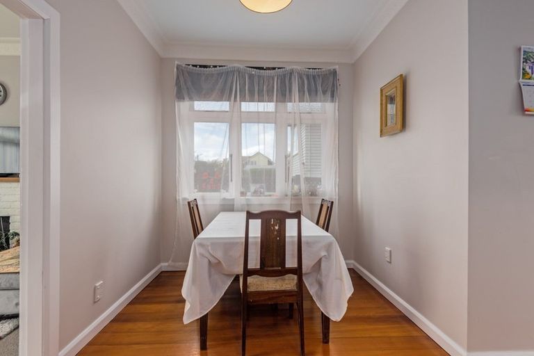 Photo of property in 10 Hardie Street, Hokowhitu, Palmerston North, 4410