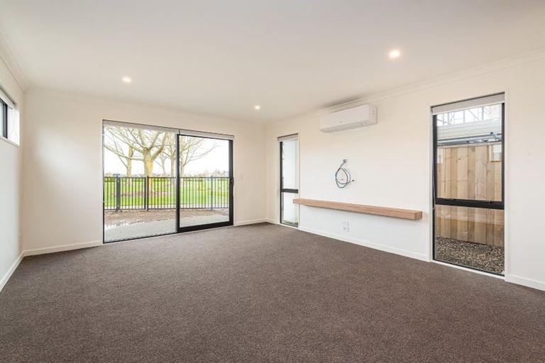 Photo of property in 3 Holmes Hanover Lane, Halswell, Christchurch, 8025