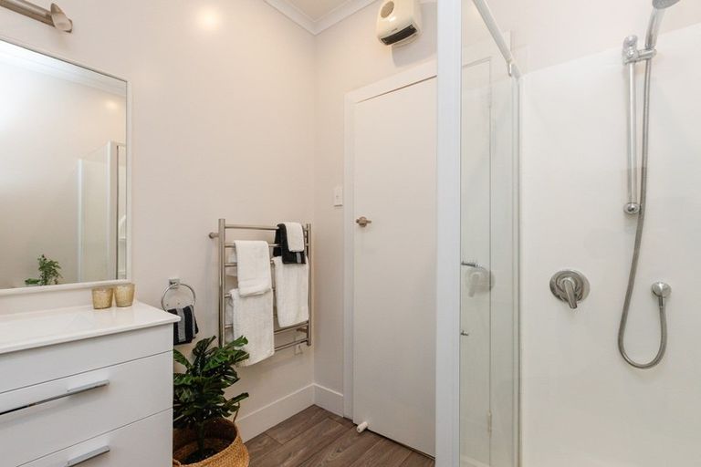 Photo of property in 365 Featherston Street, Palmerston North, 4414