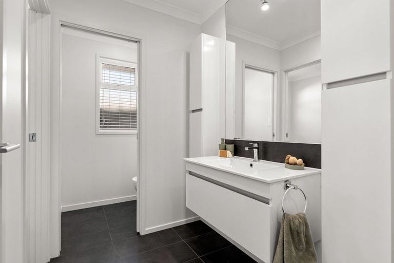 Photo of property in 217 Lakes Boulevard, Pyes Pa, Tauranga, 3112
