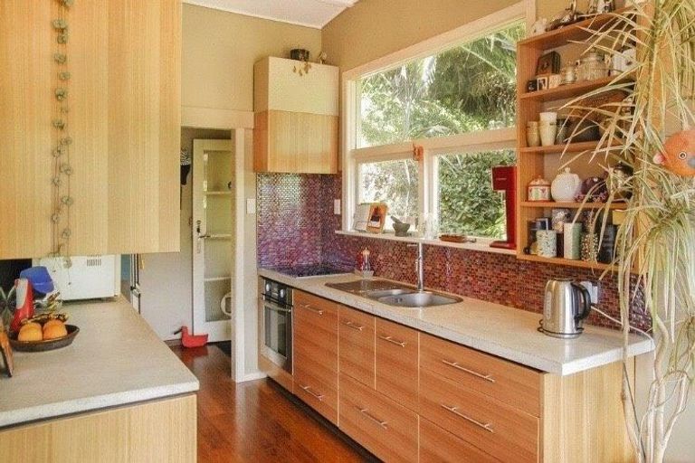 Photo of property in 17c Balfour Street, Mornington, Wellington, 6021