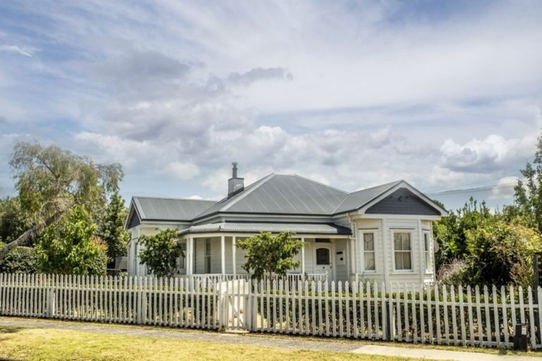 Photo of property in 115 Princes Street, Pukekohe, 2120